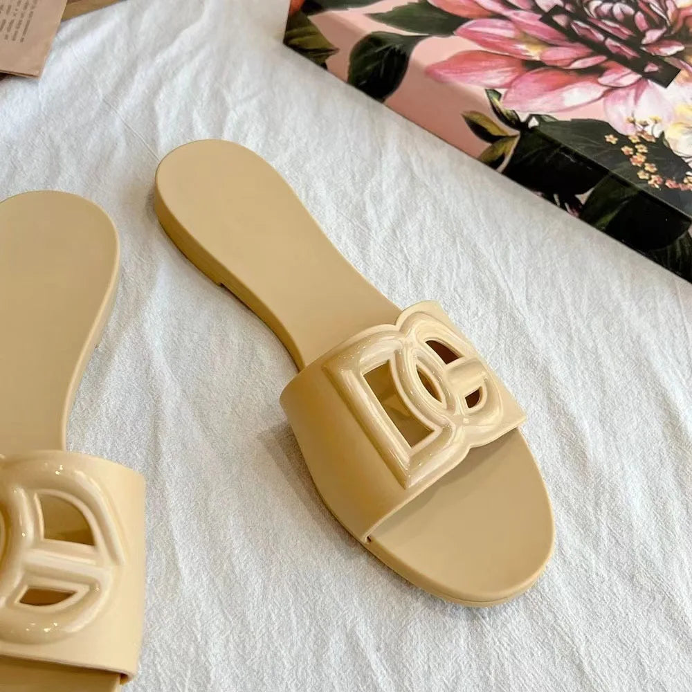 Women's Slippers New Summer Thick Sandals One-word Toe Flat Beach Jelly Women's Shoes Large Size