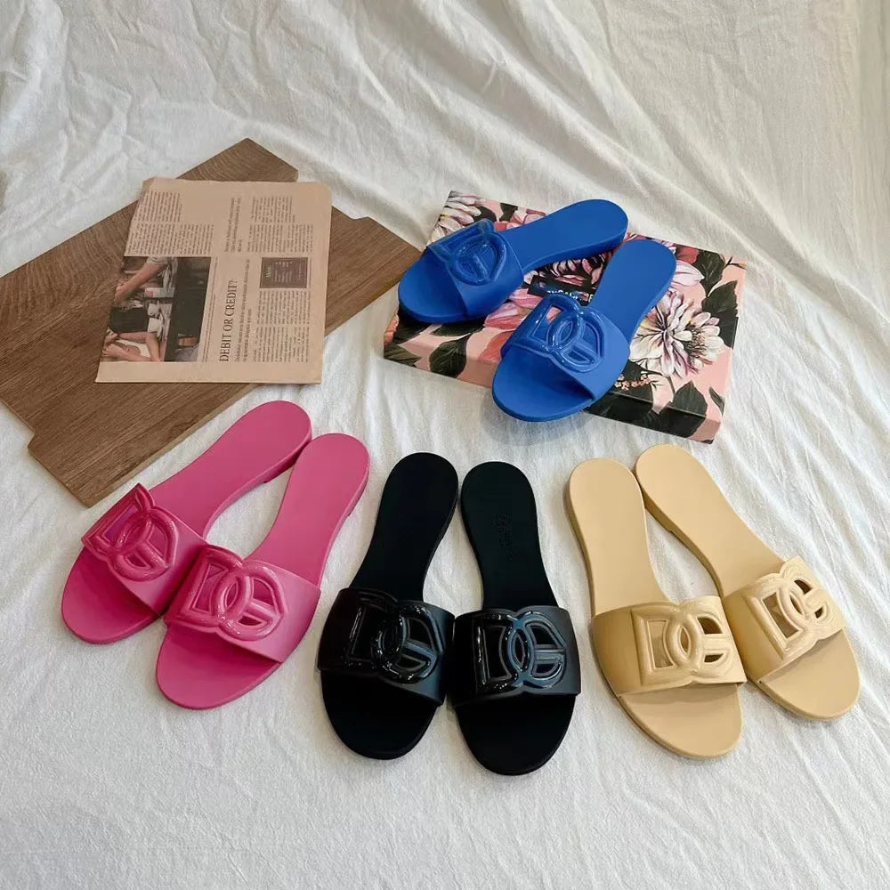 Women's Slippers New Summer Thick Sandals One-word Toe Flat Beach Jelly Women's Shoes Large Size